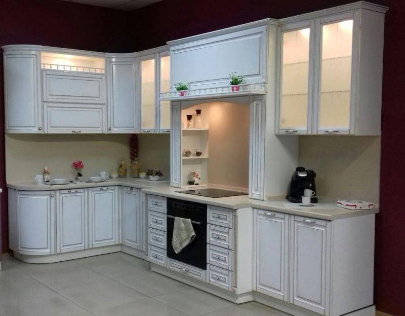 кухня пленка пвх белый глянец + золотая патина в Нижневартовске