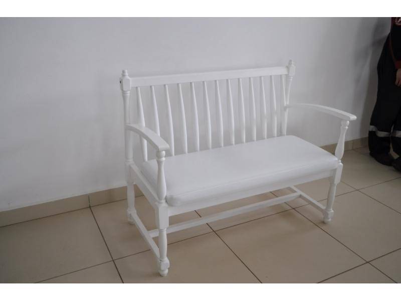 скамейка для прихожей с мягким сиденьем в Нижневартовске