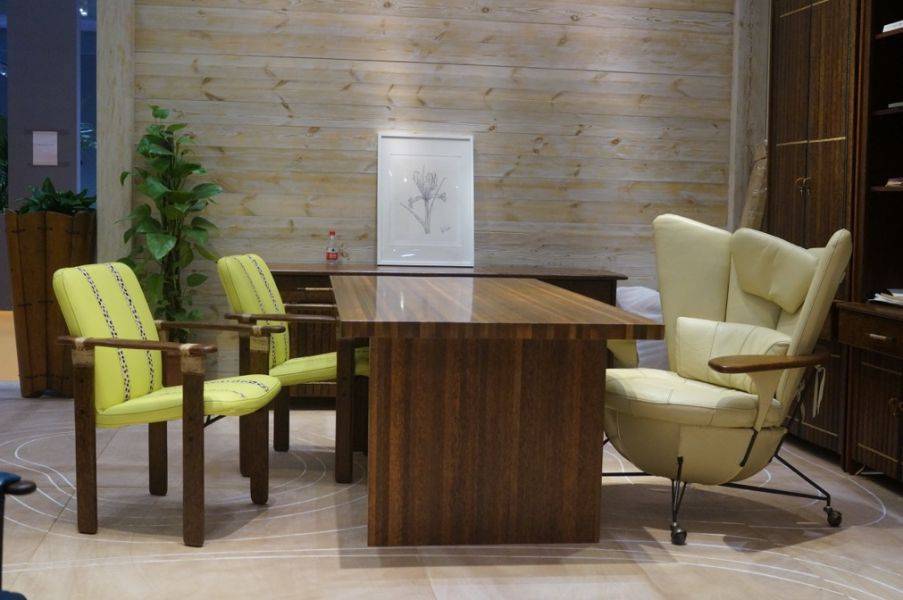 стол для переговоров в Нижневартовске