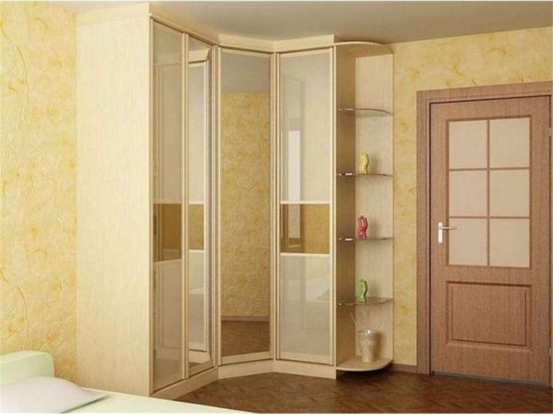 шкаф - купе угловой с зеркалом в Нижневартовске