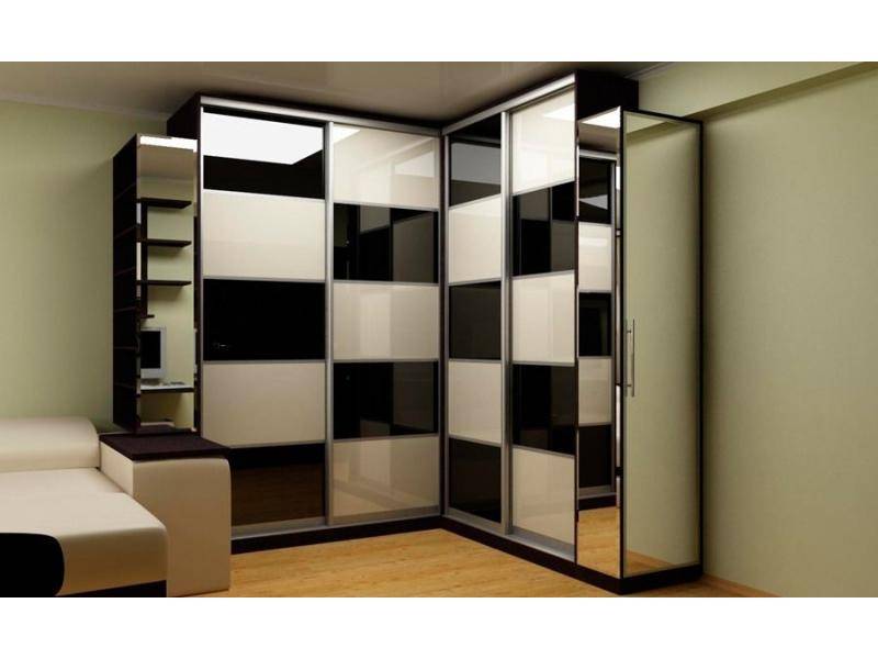 черно-белый шкаф-купе в Нижневартовске