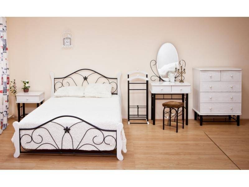 спальный гарнитур с белый в Нижневартовске