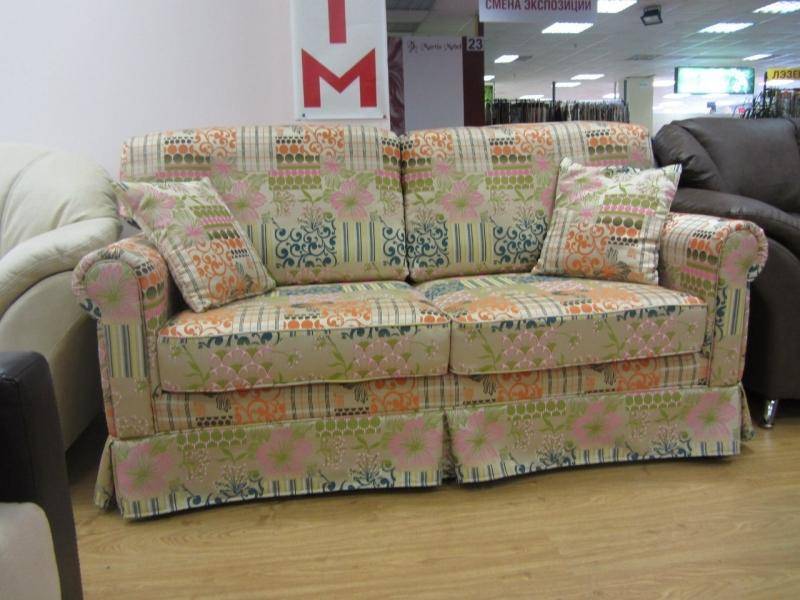диван прямой с цветами престиж в Нижневартовске