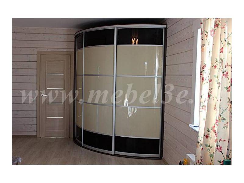 трёхдверный радиусный шкаф в Нижневартовске