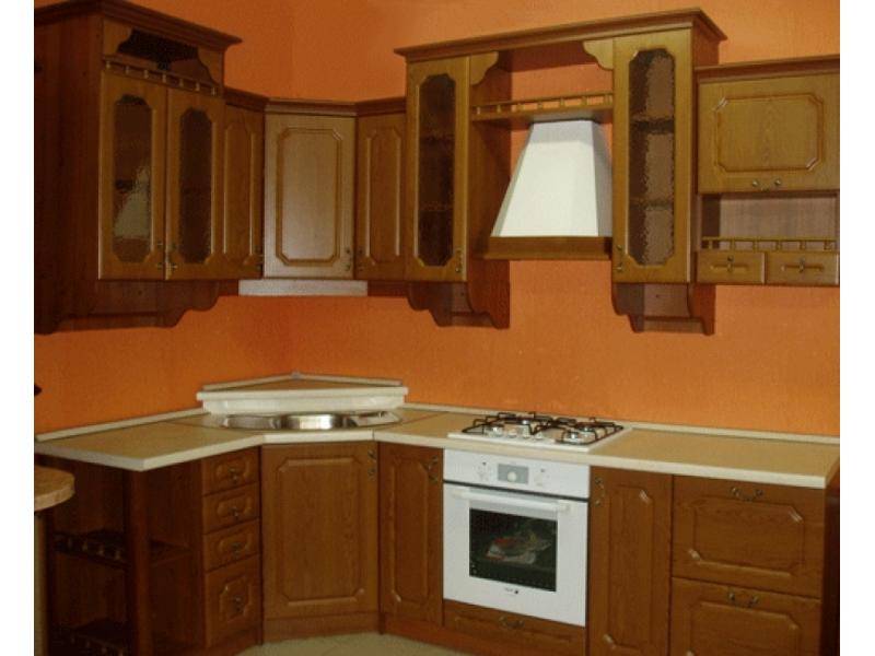 кухня угловая «классика» в Нижневартовске