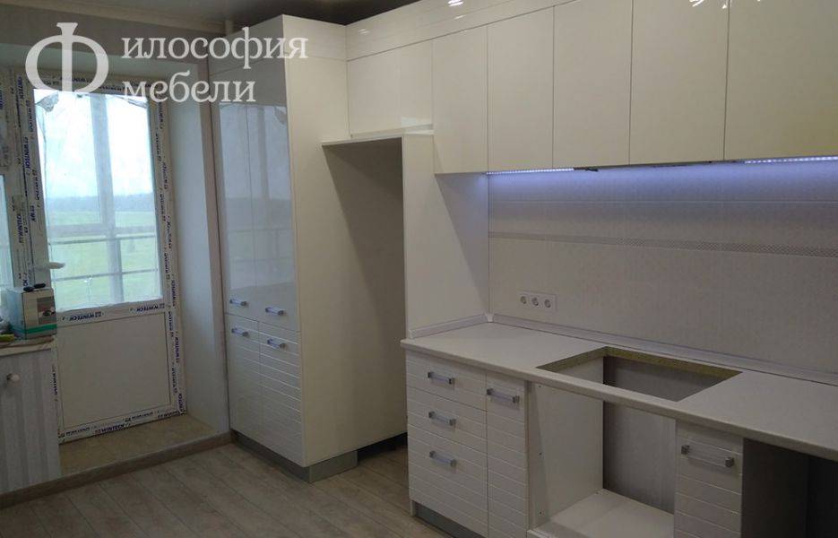 светлая кухня №35 в Нижневартовске