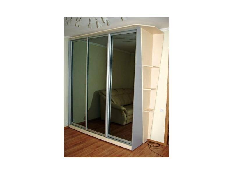 шкаф-купе в зал в Нижневартовске