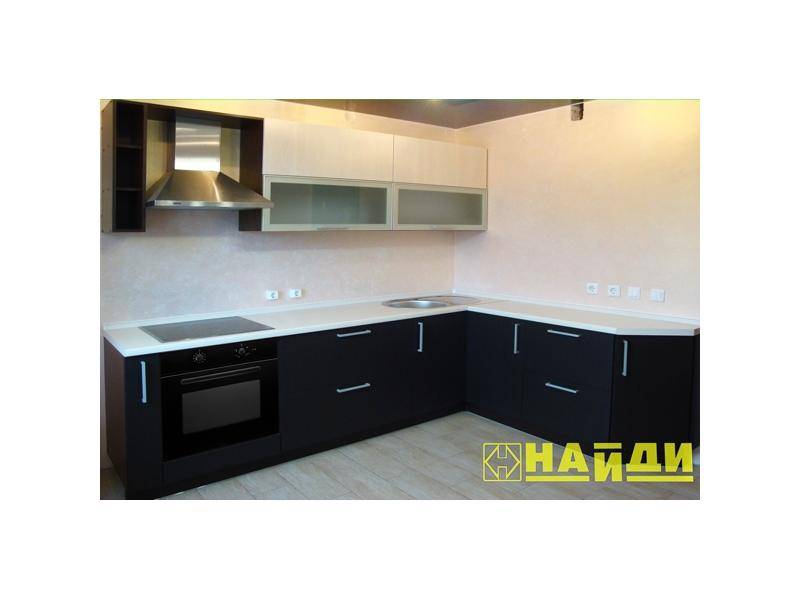 угловая кухня модерн в Нижневартовске