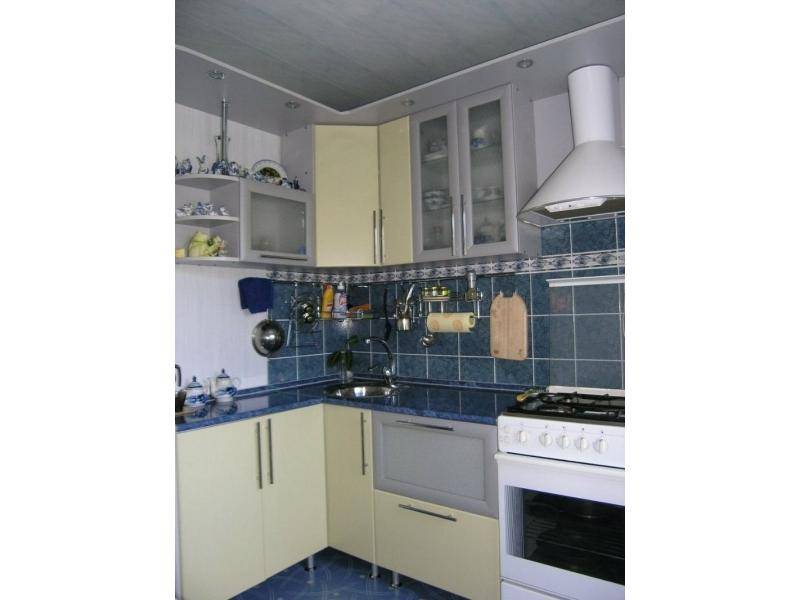 кухня угловая бежевая в Нижневартовске