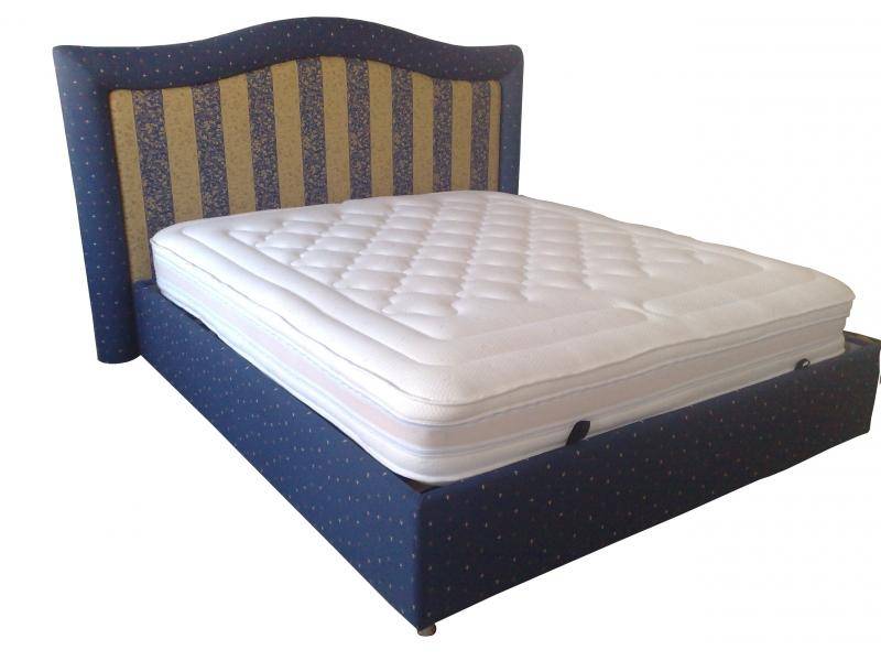 кровать с высоким изголовьем в Нижневартовске