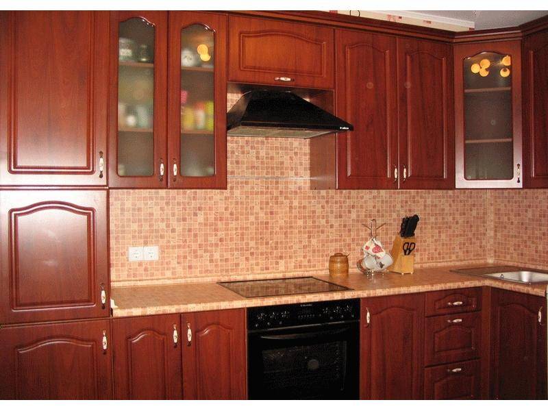 классическая угловая кухня в Нижневартовске