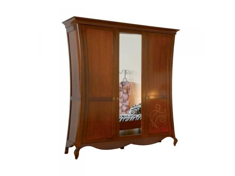 шкаф трехдверный с зеркалом в Нижневартовске