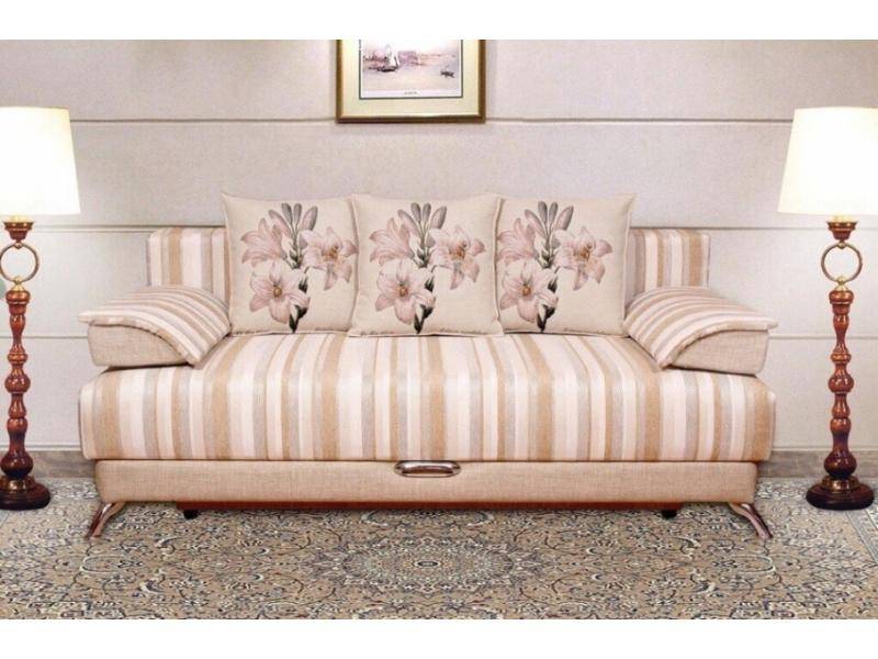 светлый диван с полосками в Нижневартовске