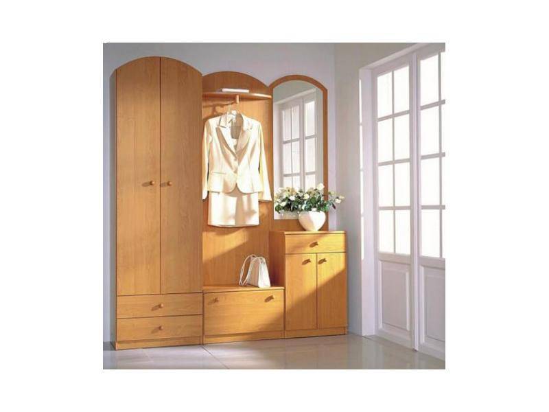 светлая прихожая в Нижневартовске