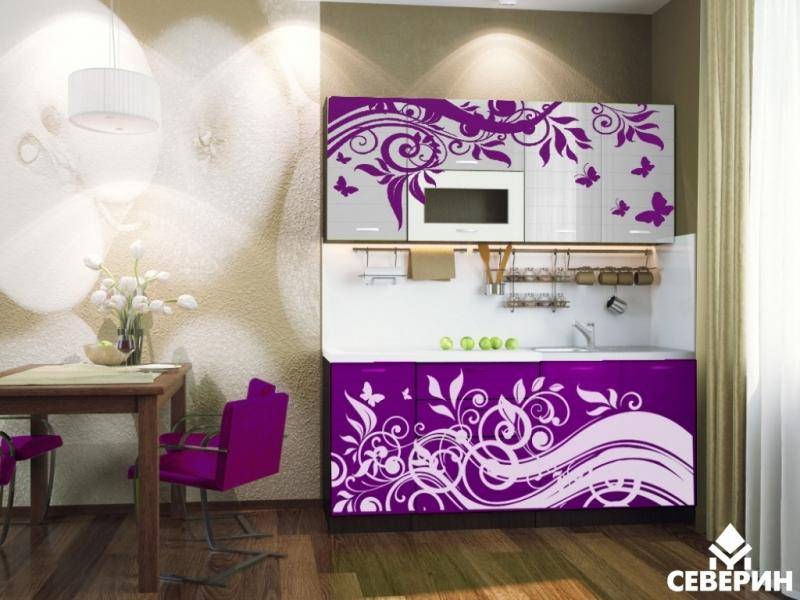 кухня с яркой фотопечатью в Нижневартовске