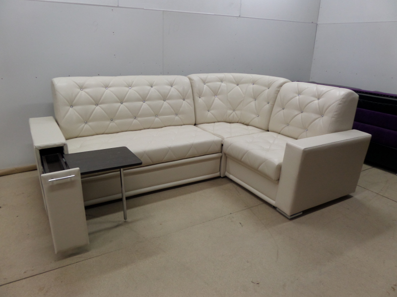 диван угловой в Нижневартовске