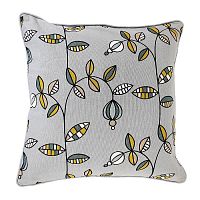 чехол для подушки с растительным орнаментом ягоды тайги, вышивкой и декоративной окантовкой в Нижневартовске