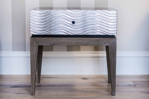 прикроватная тумбочка серебристая one static в Нижневартовске