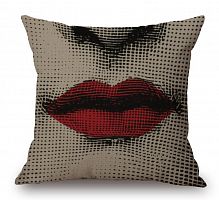 подушка с портретом лины пьеро форназетти red lips в Нижневартовске
