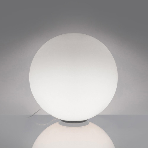 настольная лампа 0147010a от artemide в Нижневартовске