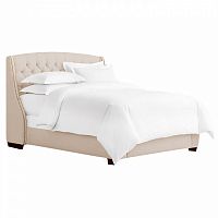 кровать двуспальная 180х200 молочная с золотым молдингом с каретной стяжкой hugo в Нижневартовске