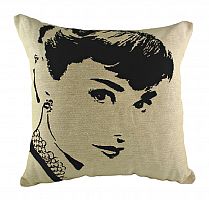 подушка с портретом одри хэпбёрн audrey hapburn в Нижневартовске
