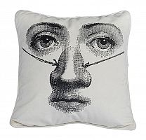 подушка c портретом лины пьеро форназетти seven в Нижневартовске