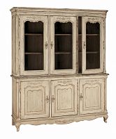 буфет трехдверный поместье с состариванием в Нижневартовске
