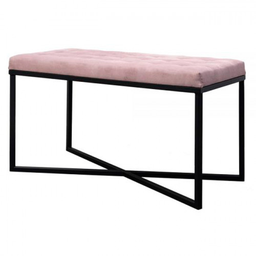 банкеткаслива с молоком на черном основании в Нижневартовске