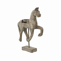 лошадь коричневого цвета в Нижневартовске