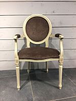 кресло с овальной спинкой «медальон», фасад слоновая кость антик, ткань velvet lux 53 в Нижневартовске