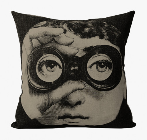 подушка с портретом лины пьеро форназетти spy в Нижневартовске