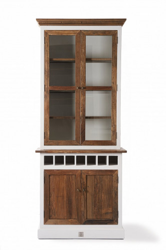 буфет дерево с историей в Нижневартовске