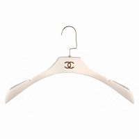 вешалка-плечики chanel белая для женской одежды в Нижневартовске